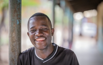 Educando a la próxima generación de niños en Zambia